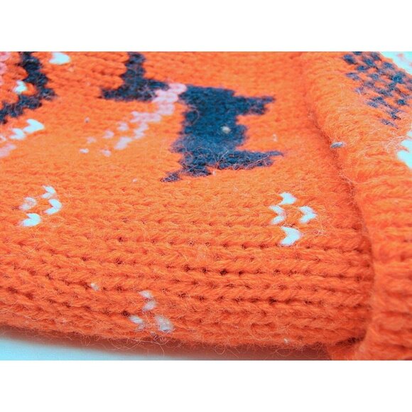 Old Navy Fair Isle Knit Beanie Hat Red with Lama Design Pom Pom Size S-M Acrylic - Picture 6 of 11